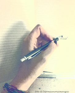scrivere a mano